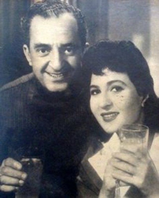 نعيمة عاكف وحسين فوزي