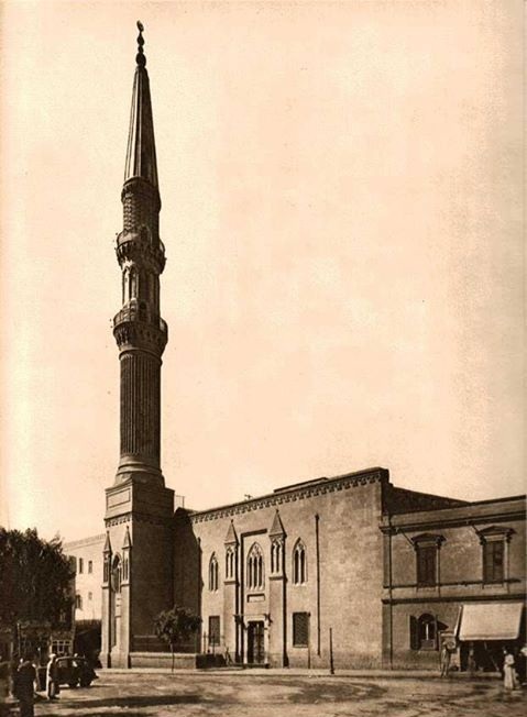 مسجد الحسين في القاهرة عام 1873 م